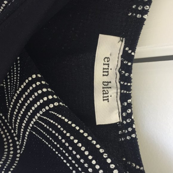 Classy evening dress - Picture 2 of 3